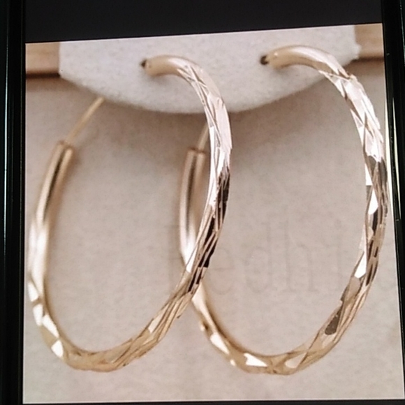 New 1.5 Yellow Gold  Hoop Earrings - Picture 2 of 6